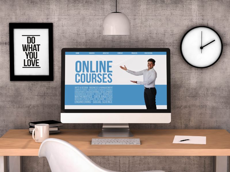 Ofrece cursos online
